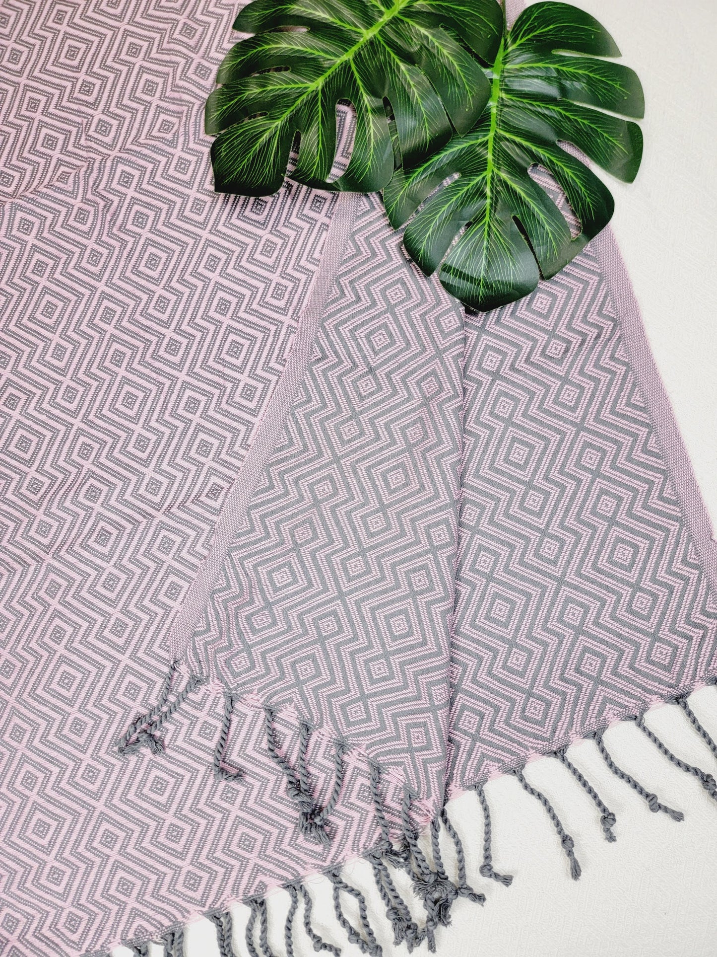 Beach/Bath Sand Free Towels-Easy Carry Quick Dry Thin Towel - Pink