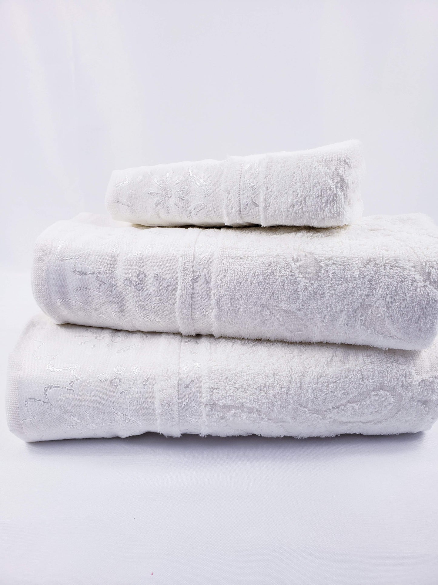 TOALLA DE BAÑO / MANOS Calidad Premium - BLANCO VIOLETA