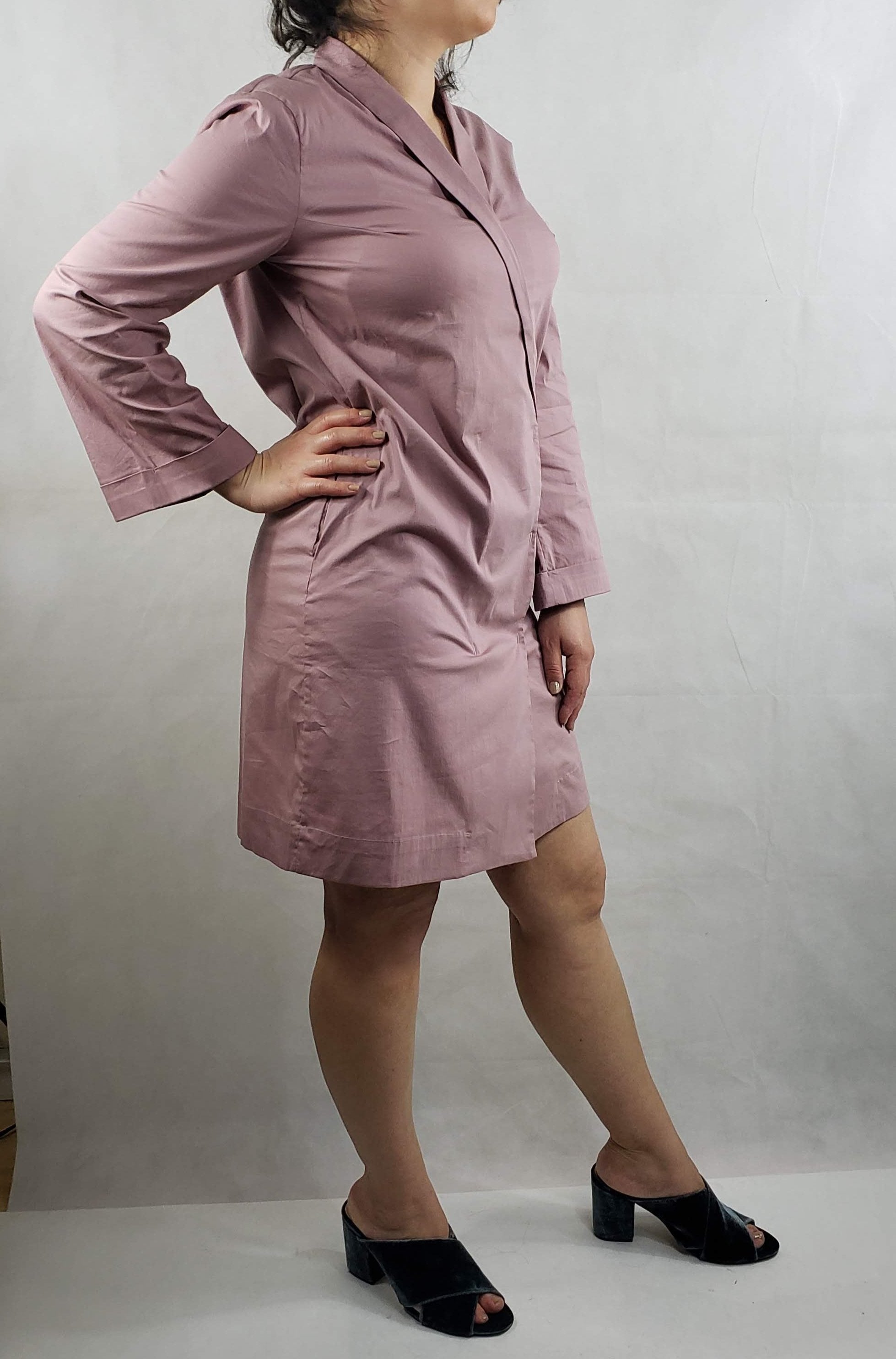 VESTIDO ENVOLVENTE MANGAS ABIERTAS