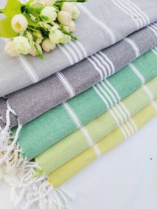 Easy carry Quick Dry Towel 70x36 - Grass Green