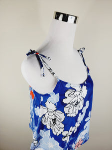 TANK TOP WITH ADJUSTABLE STRAPS