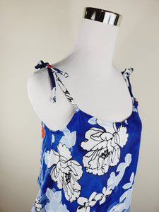 TANK TOP WITH ADJUSTABLE STRAPS