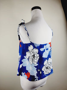 TANK TOP WITH ADJUSTABLE STRAPS