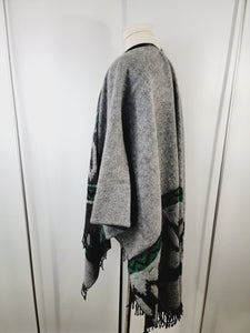 Poncho Shawl, Extra soft - Reversible Green/Gray