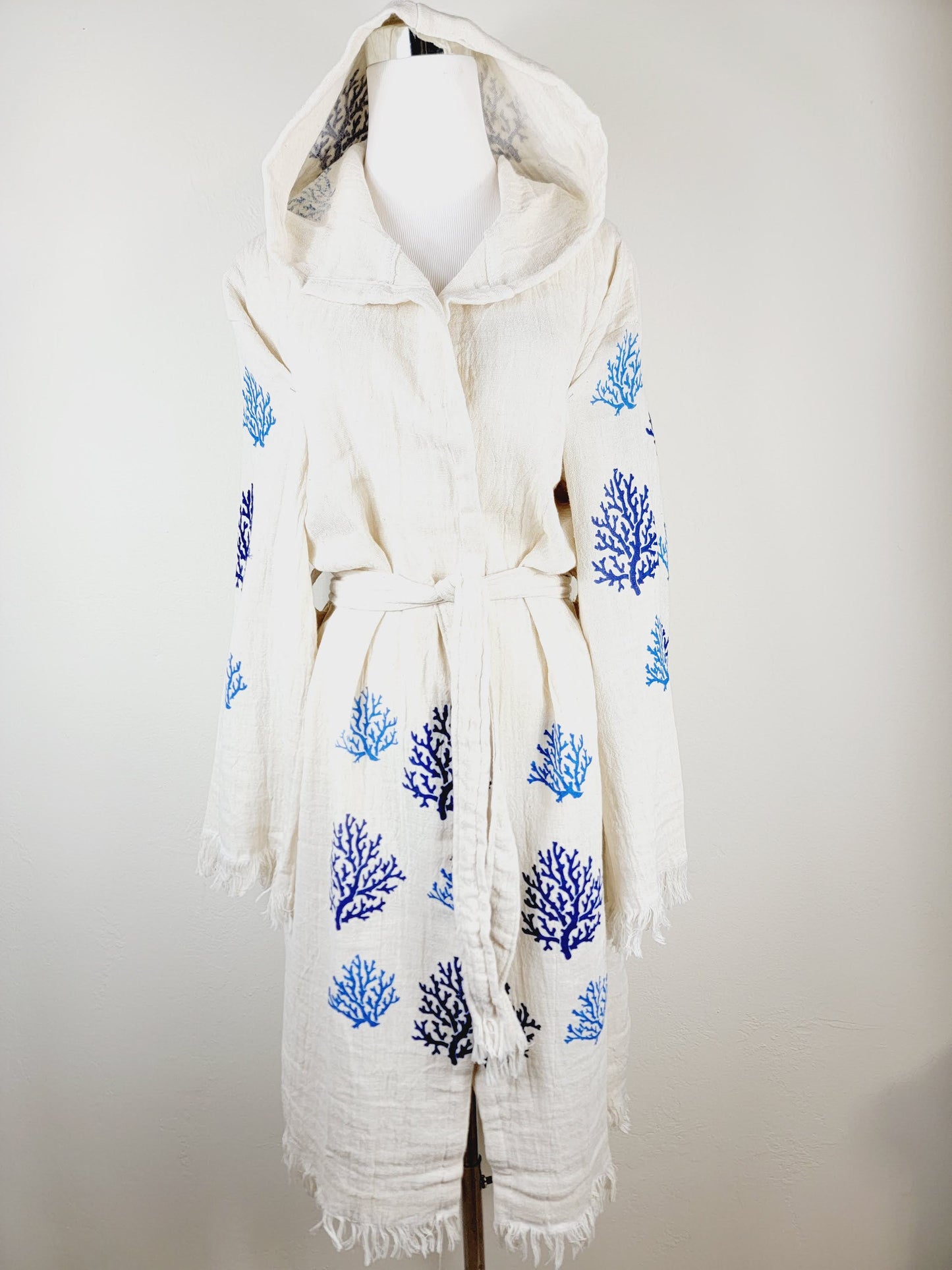 Muslin Kimono Robe, Soft and Cozy, Organic Cotton Muslin Kaftan Blue Reef Motif