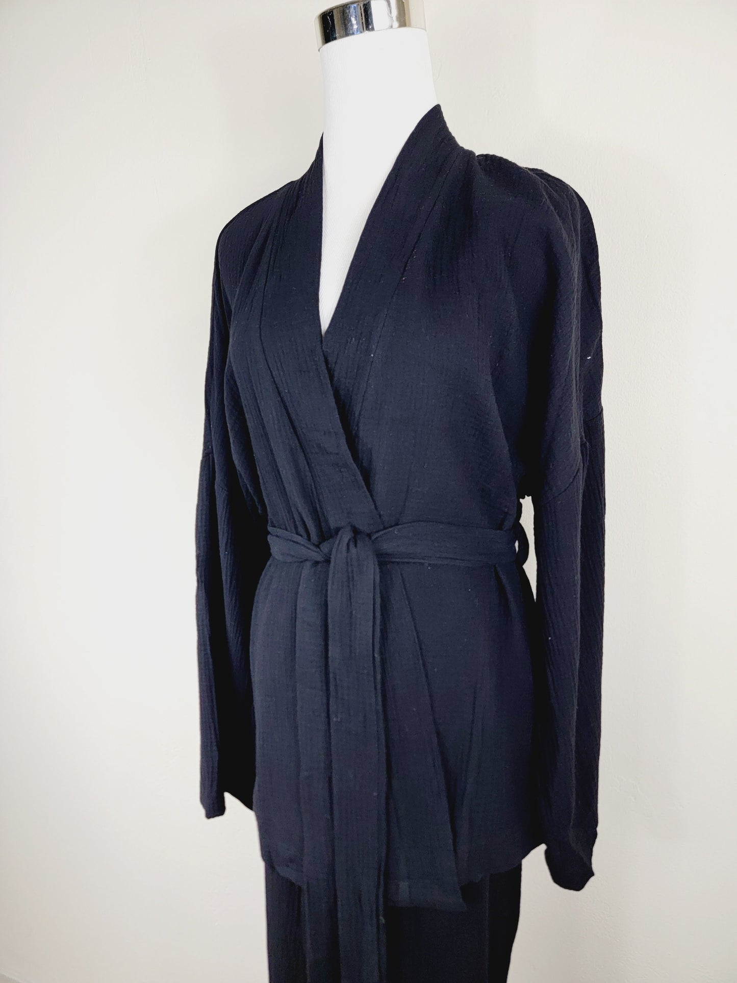 Breathable Muslin Set for Women, Versatile Everyday Wear, Black