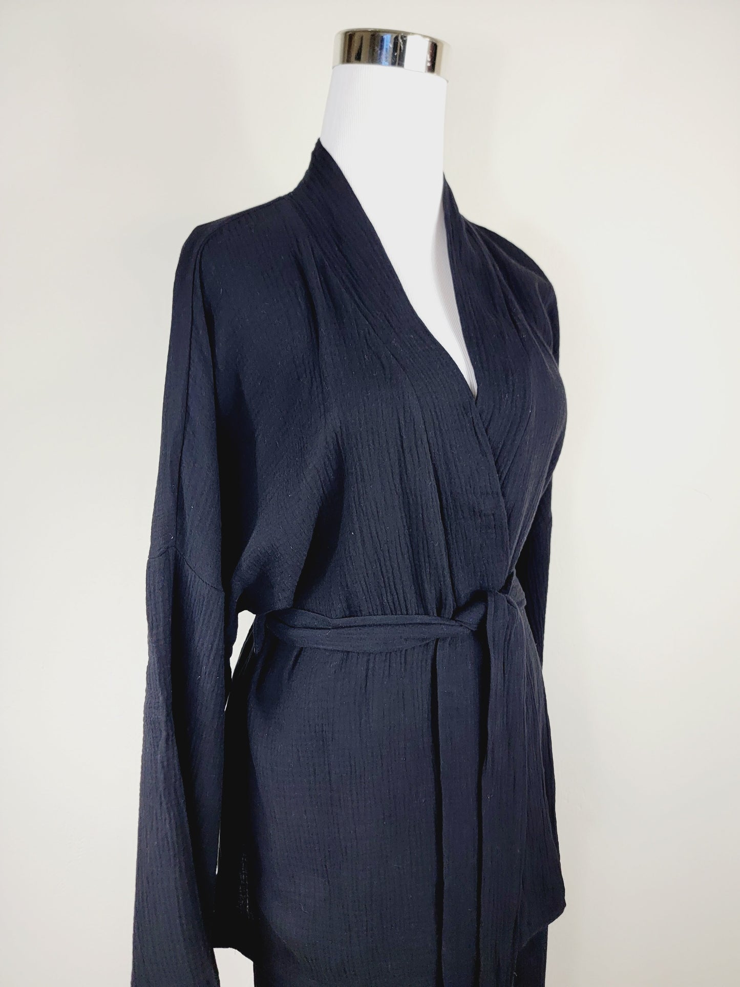 Breathable Muslin Set for Women, Versatile Everyday Wear, Black