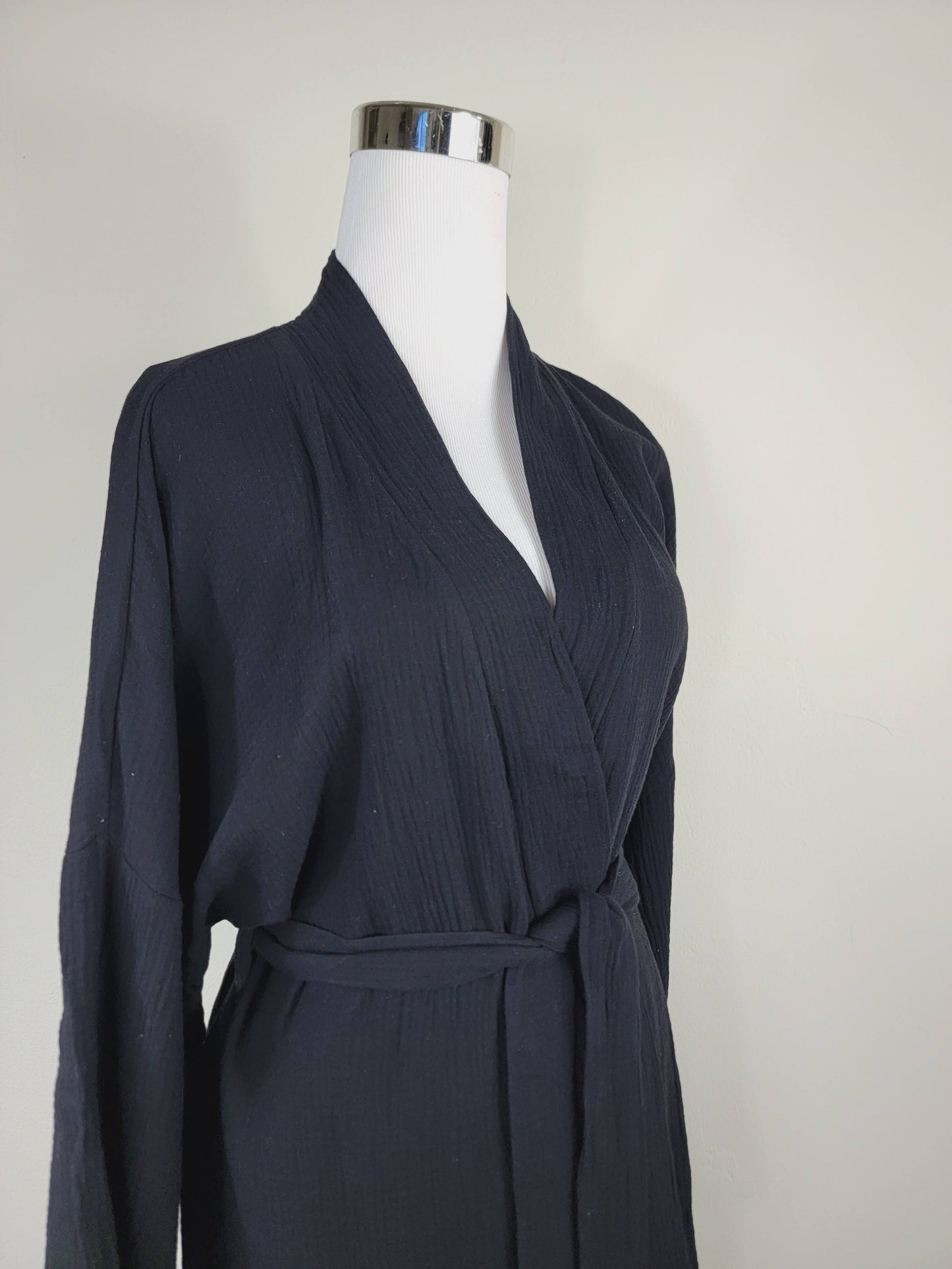 Breathable Muslin Set for Women, Versatile Everyday Wear, Black