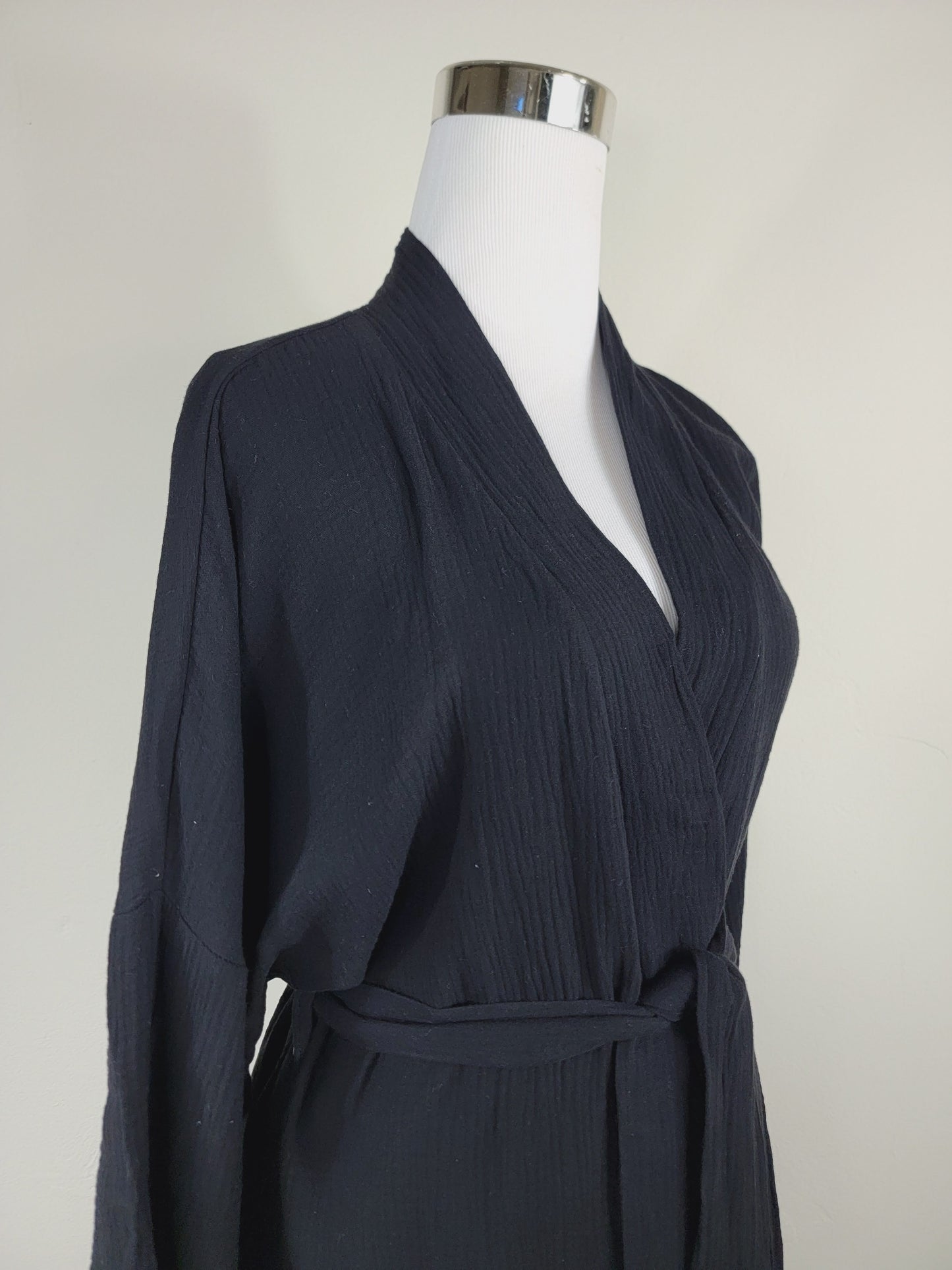 Breathable Muslin Set for Women, Versatile Everyday Wear, Black