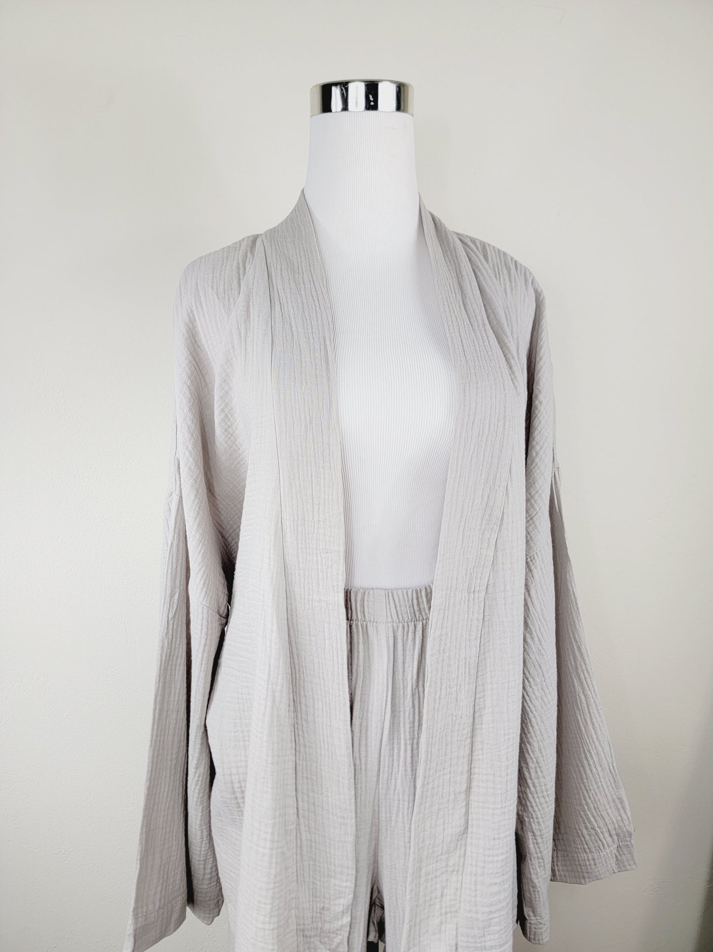 Breathable Muslin Set for Women, Versatile Everyday Wear, Gray