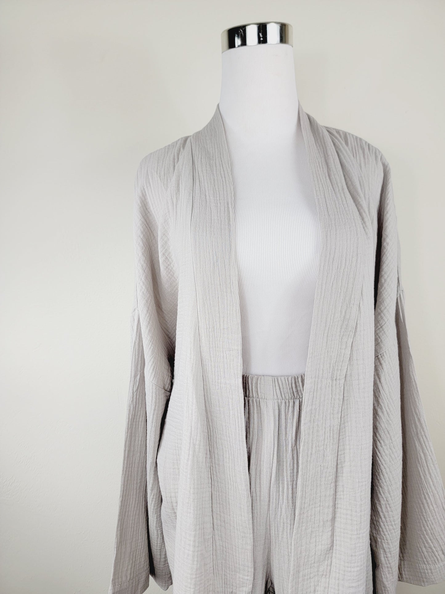 Breathable Muslin Set for Women, Versatile Everyday Wear, Gray