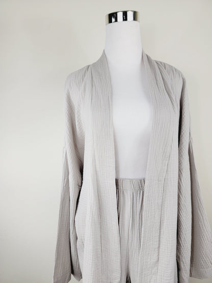 Breathable Muslin Set for Women, Versatile Everyday Wear, Gray