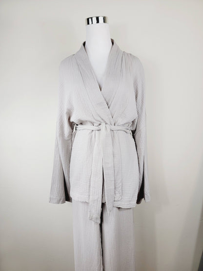 Breathable Muslin Set for Women, Versatile Everyday Wear, Gray