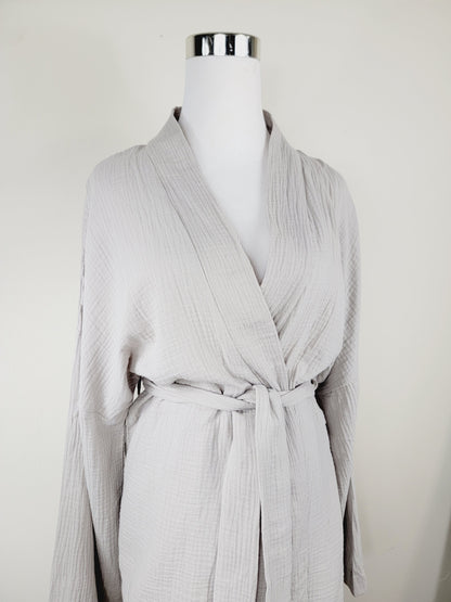 Breathable Muslin Set for Women, Versatile Everyday Wear, Gray