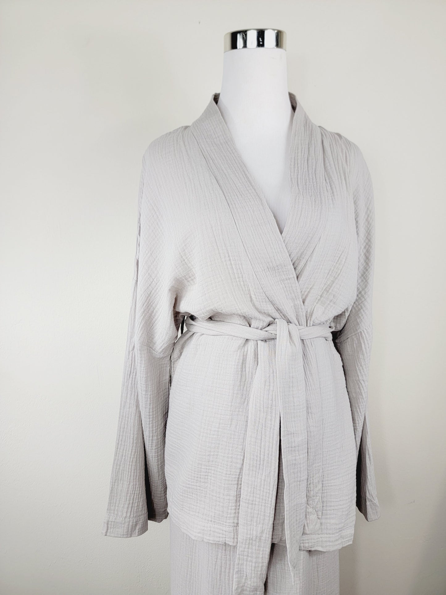 Breathable Muslin Set for Women, Versatile Everyday Wear, Gray