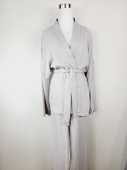 Breathable Muslin Set for Women, Versatile Everyday Wear, Gray