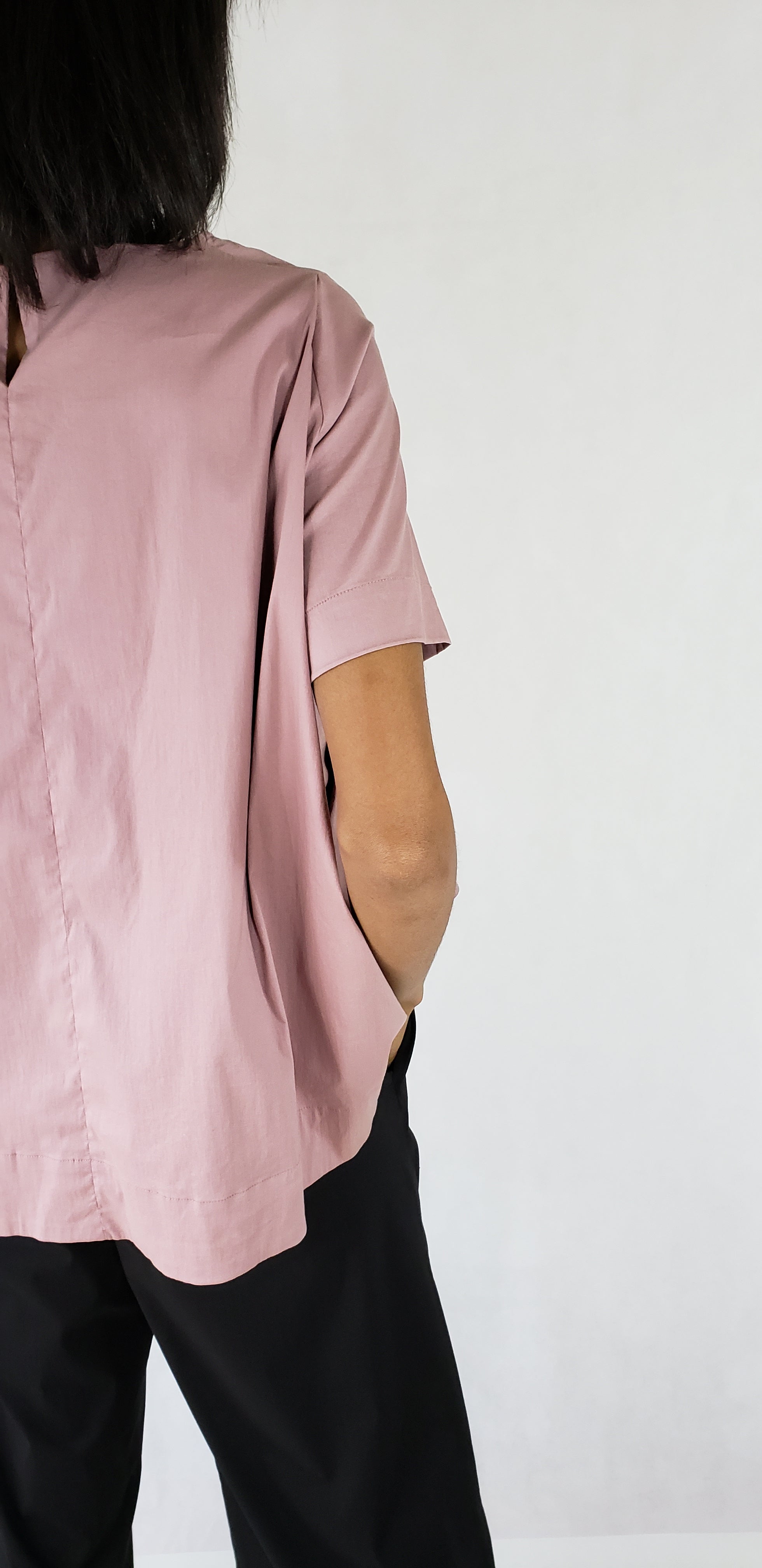 FRONT FOLDED OVERSIZED TOP SHORT SLEEVED - EEBRU