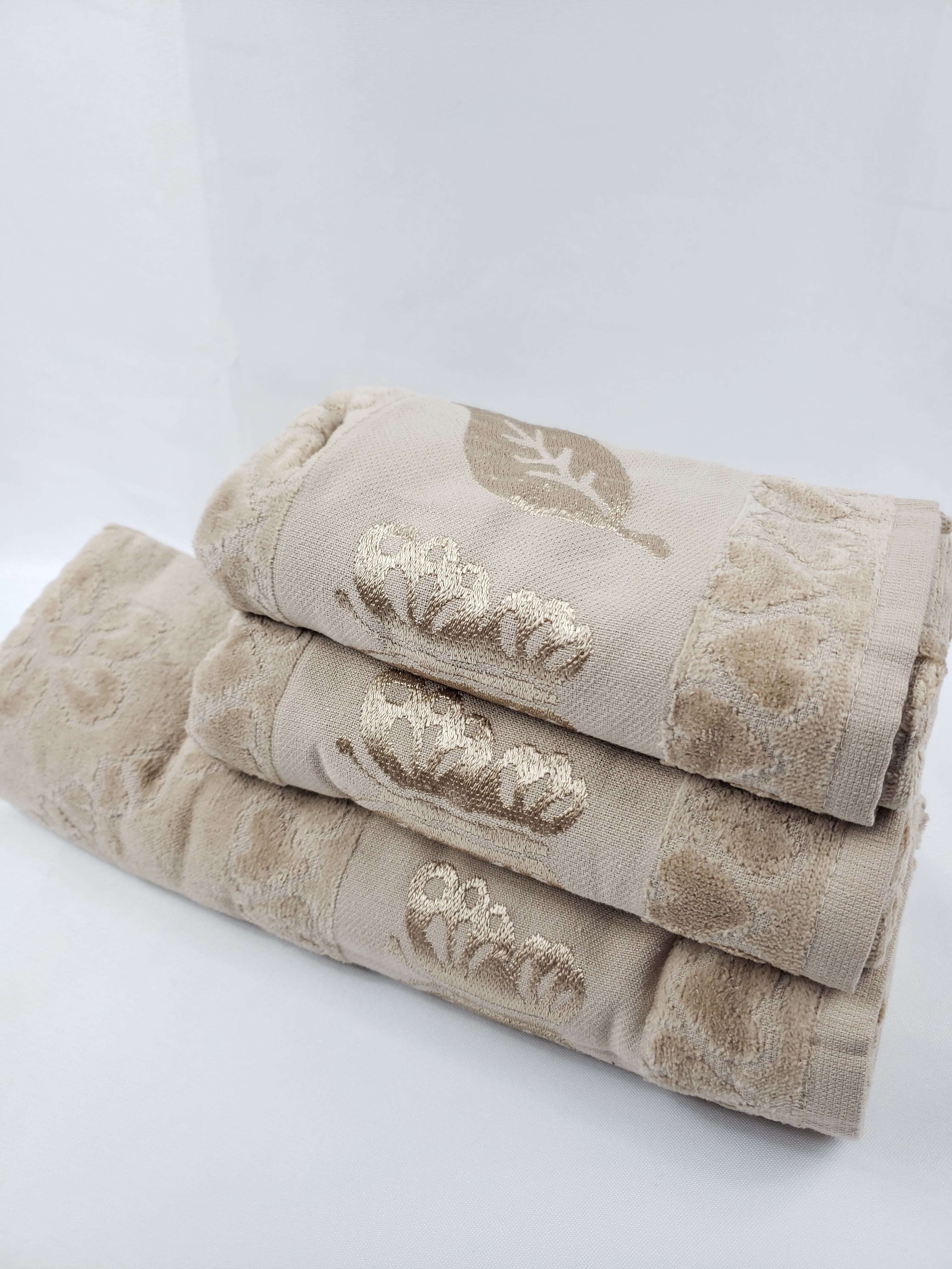 BATH / HAND VELVET TOWEL - Beige Butterfly