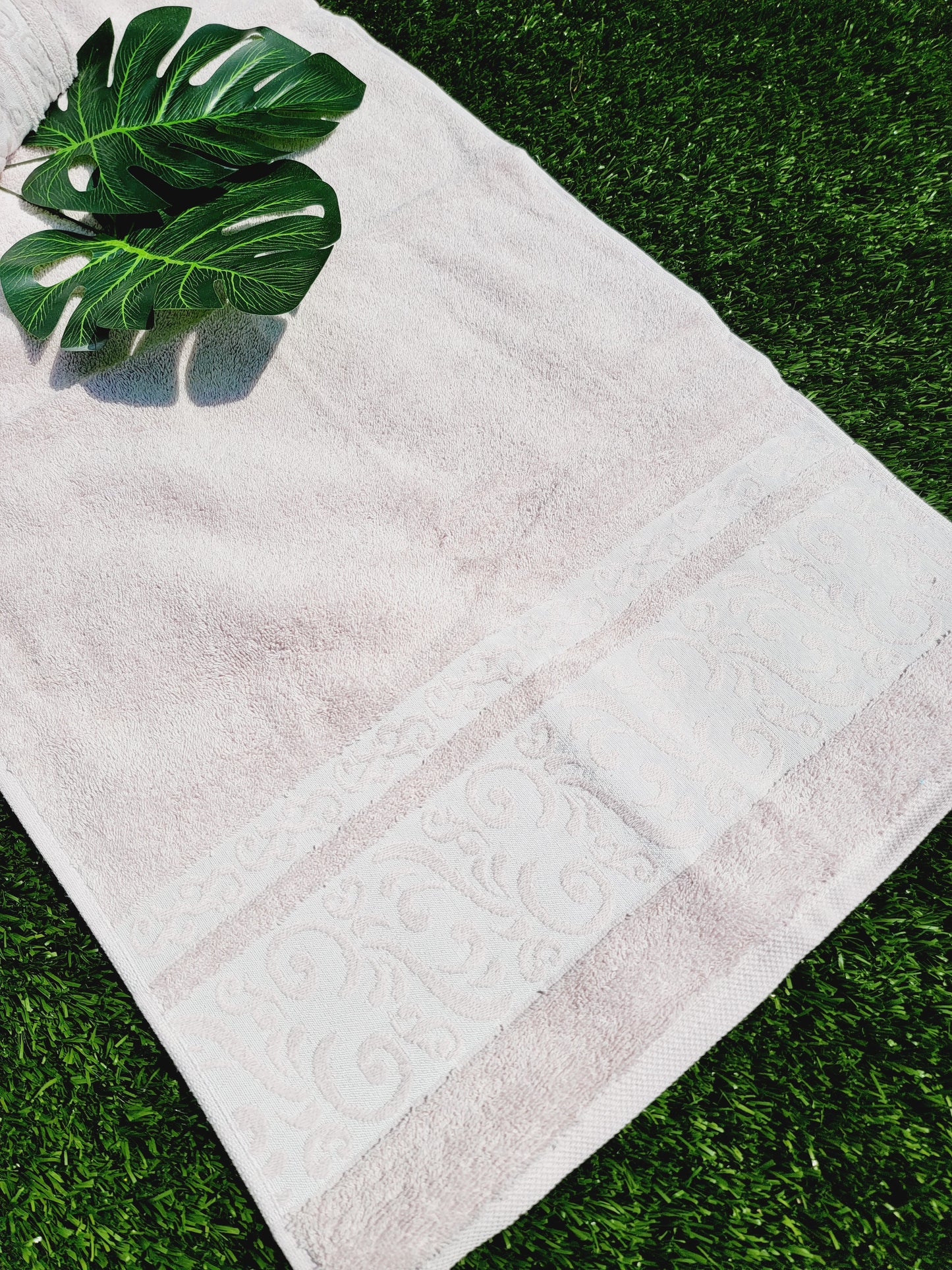 Medusa Single Bath Towels - Create your own combo