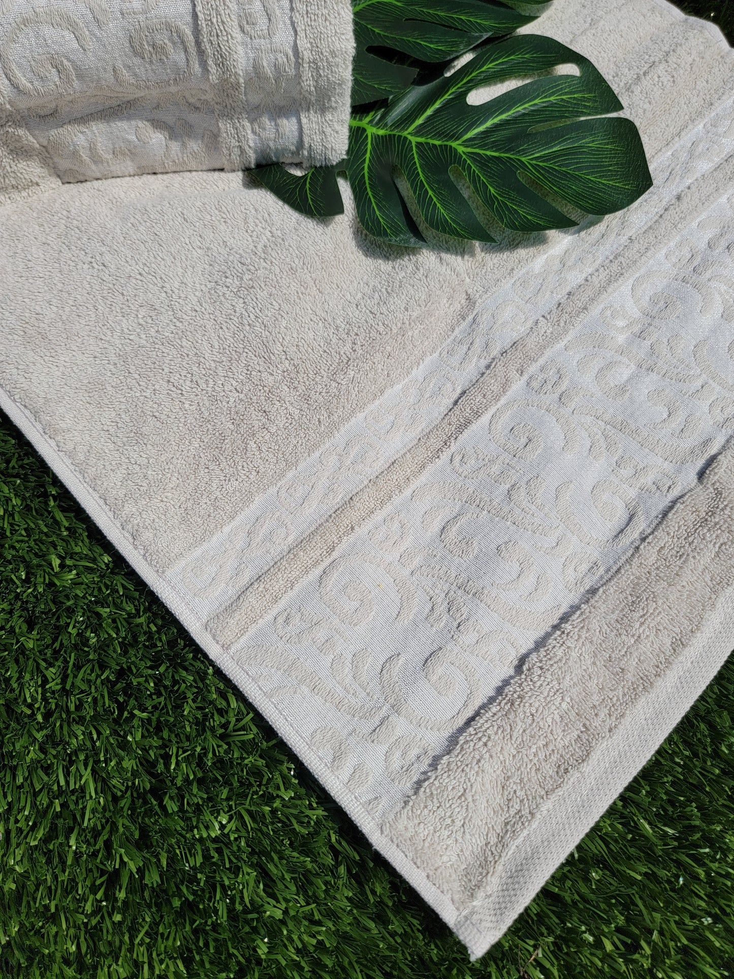Medusa Single Bath Towels - Create your own combo