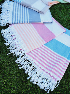 Beach/Bath Turkish Towel Easy carry Quick Dry - Blue Pink