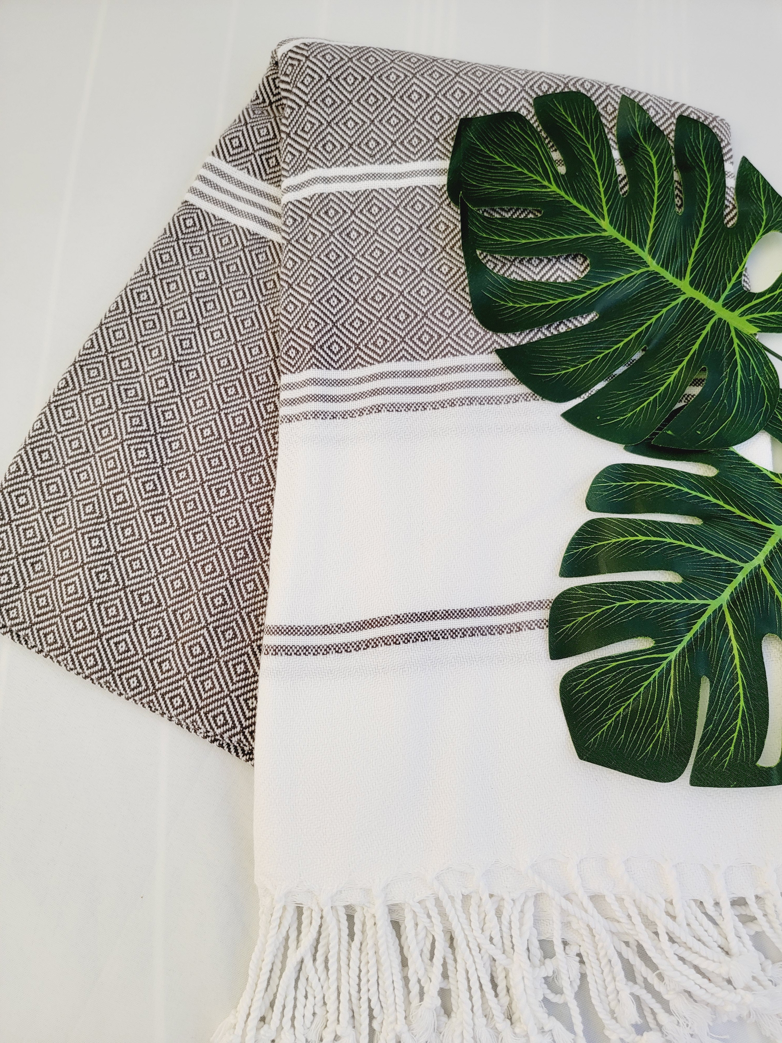 Beach/Bath Sand Free Towels-Easy Carry Quick Dry Thin Towel- Brown