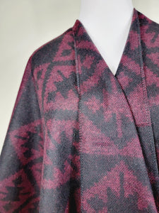 Poncho Chal, Extra suave - Reversible Cereza/Negro