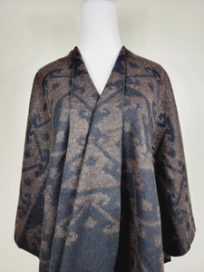 Poncho Shawl, Extra soft - Reversible Brown/Black