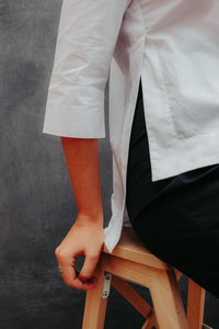 WHITE BLOUSE WITH SHORT FRONT 3/4 SLEEVE - EEBRU