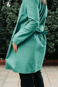 BLACK JACKET LIGHT WEIGHT LONG WITH A BELT - EEBRU