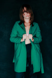 BLACK JACKET LIGHT WEIGHT LONG WITH A BELT - EEBRU