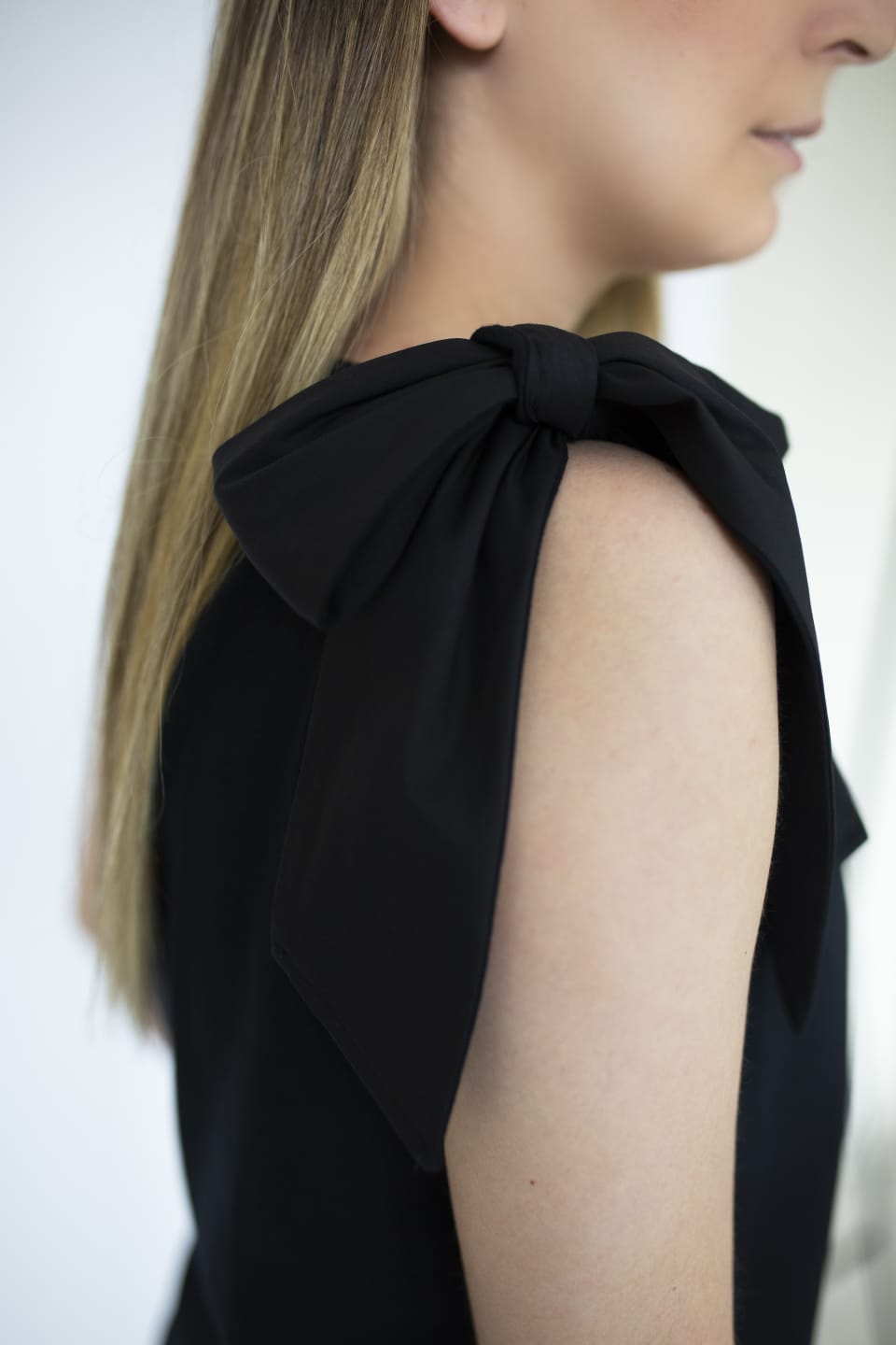 GREEN BLACK JERSEY DRESS WITH TIE SHOULDER - EEBRU