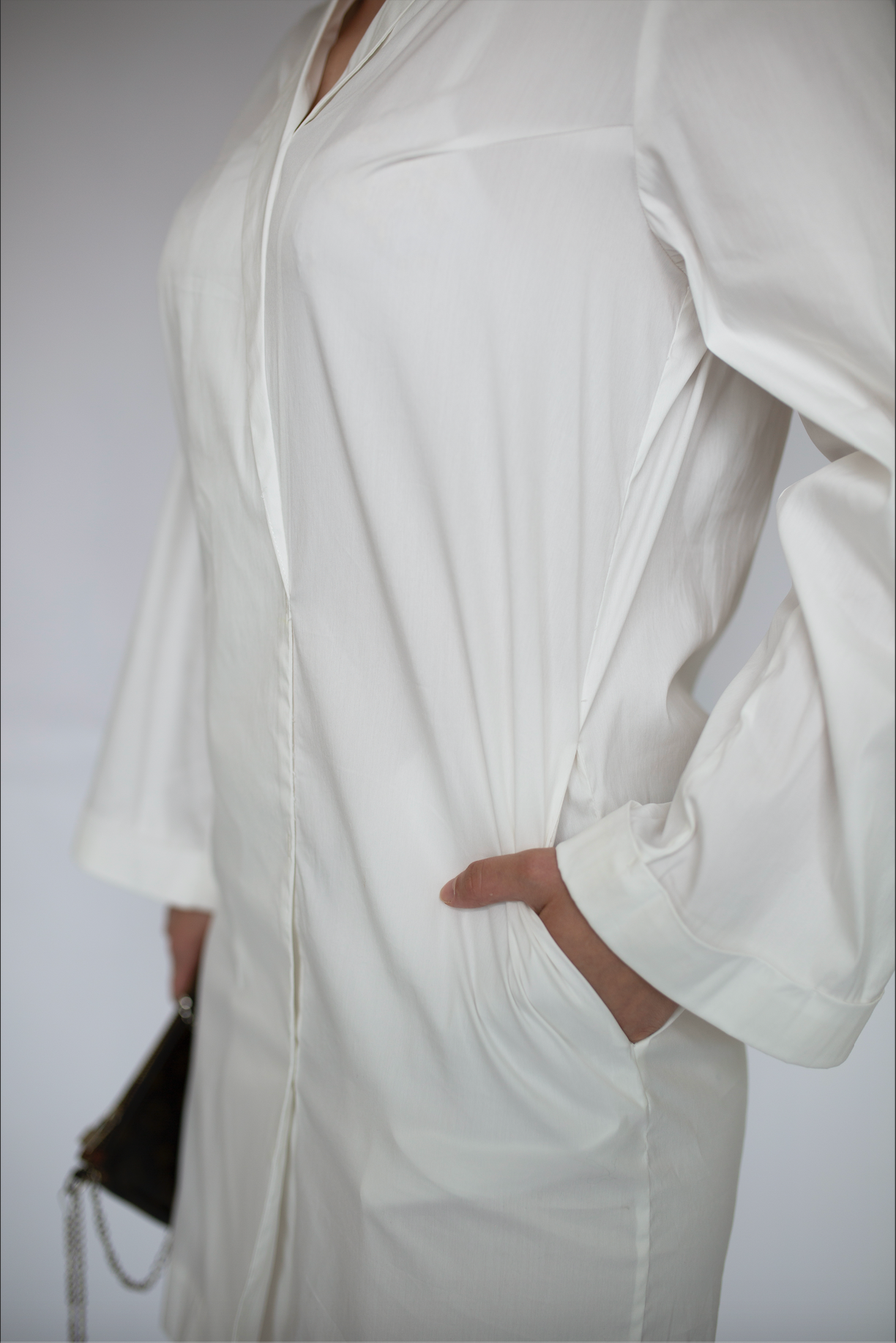 VESTIDO ENVOLVENTE MANGAS ABIERTAS